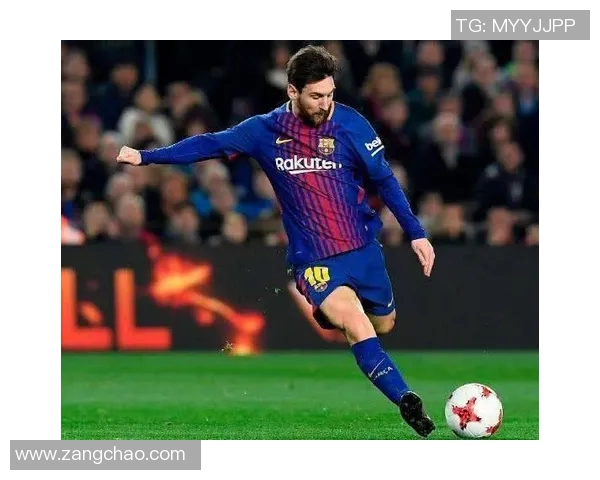 梅西领衔足坛新篇章：从球场传奇到全球偶像的崛起之路